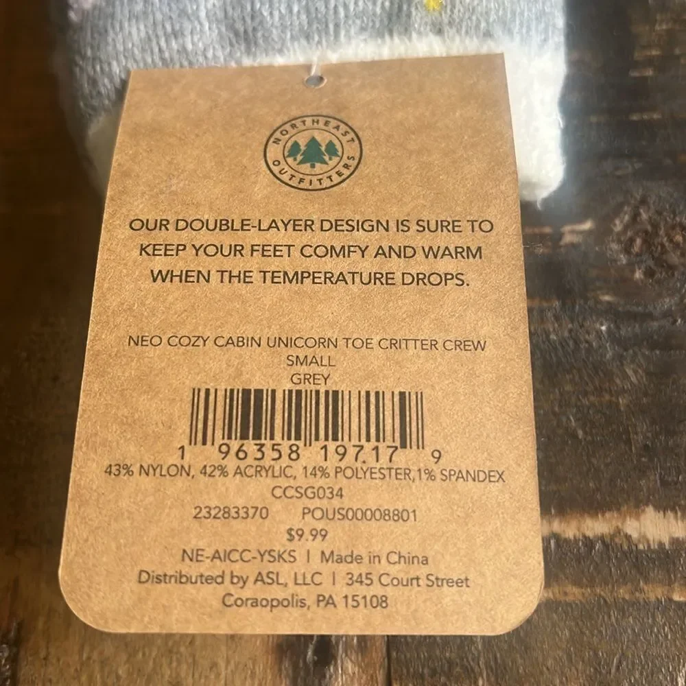 Youth Cozy Cabin Novelty Socks Size 10k-4